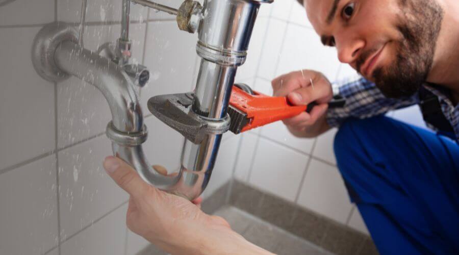 Professional same day plumber services in Napoleon, MI
